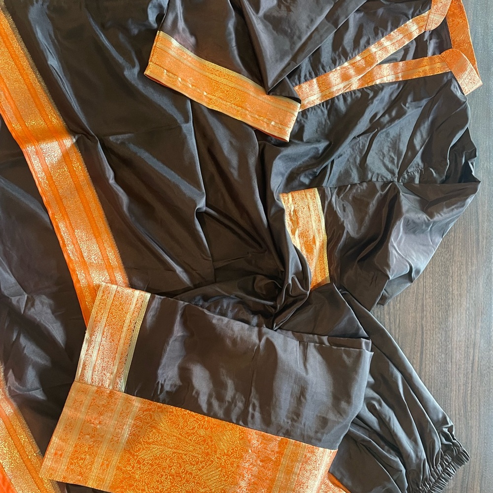 Kurta and pants jamavar and silk medium